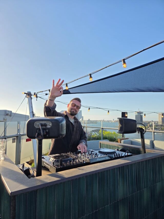 Steven is de resident dj van LuminAir