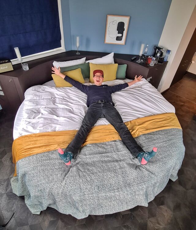 Park Centraal Hotel Bed Tower Suite Roger