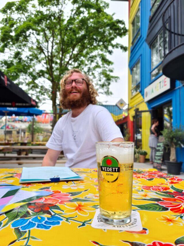 Oma Ietje Amsterdam Zuidoost Vedett Bier JP