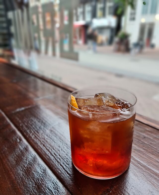 Bar Branie Koffie Banaan Negroni