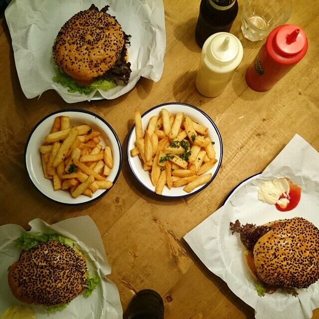 Geflipt Hamburgers van Woustraat Amsterdam
