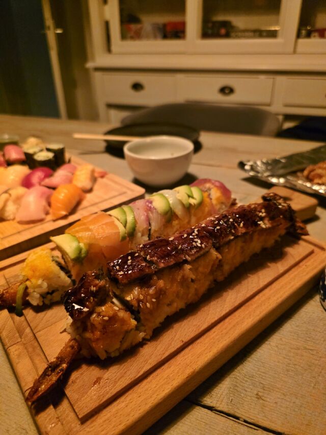 Dragon maki Otaru - Makirol met paling