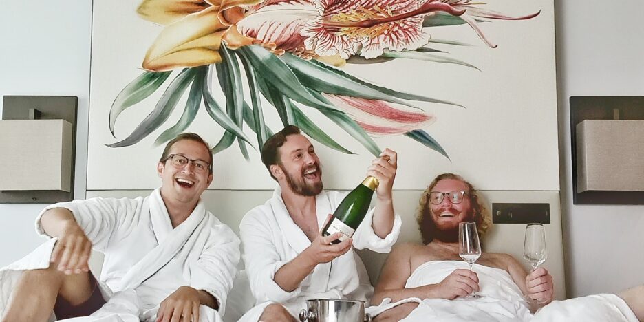 Hyatt Regency Champagne Roger Steven JP