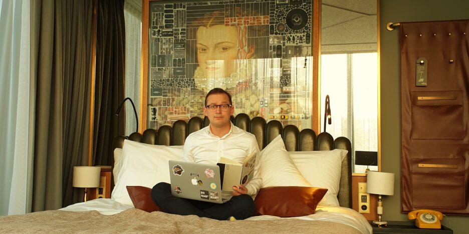 Hotel The Collector Den Haag Roger Bloem bed Cityguys